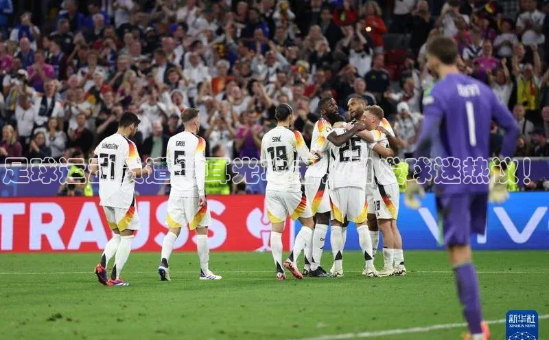 米乐·M6官网登录入口慧博云通足球运动员遭受耳光攻击，引发球迷热议！